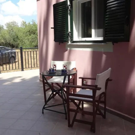 בית נופש Victoria's Summer House *